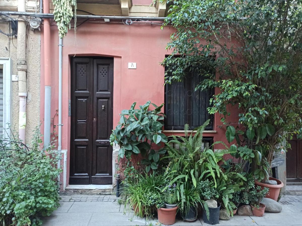 La Casetta Nel Centro Кальяри Экстерьер фото